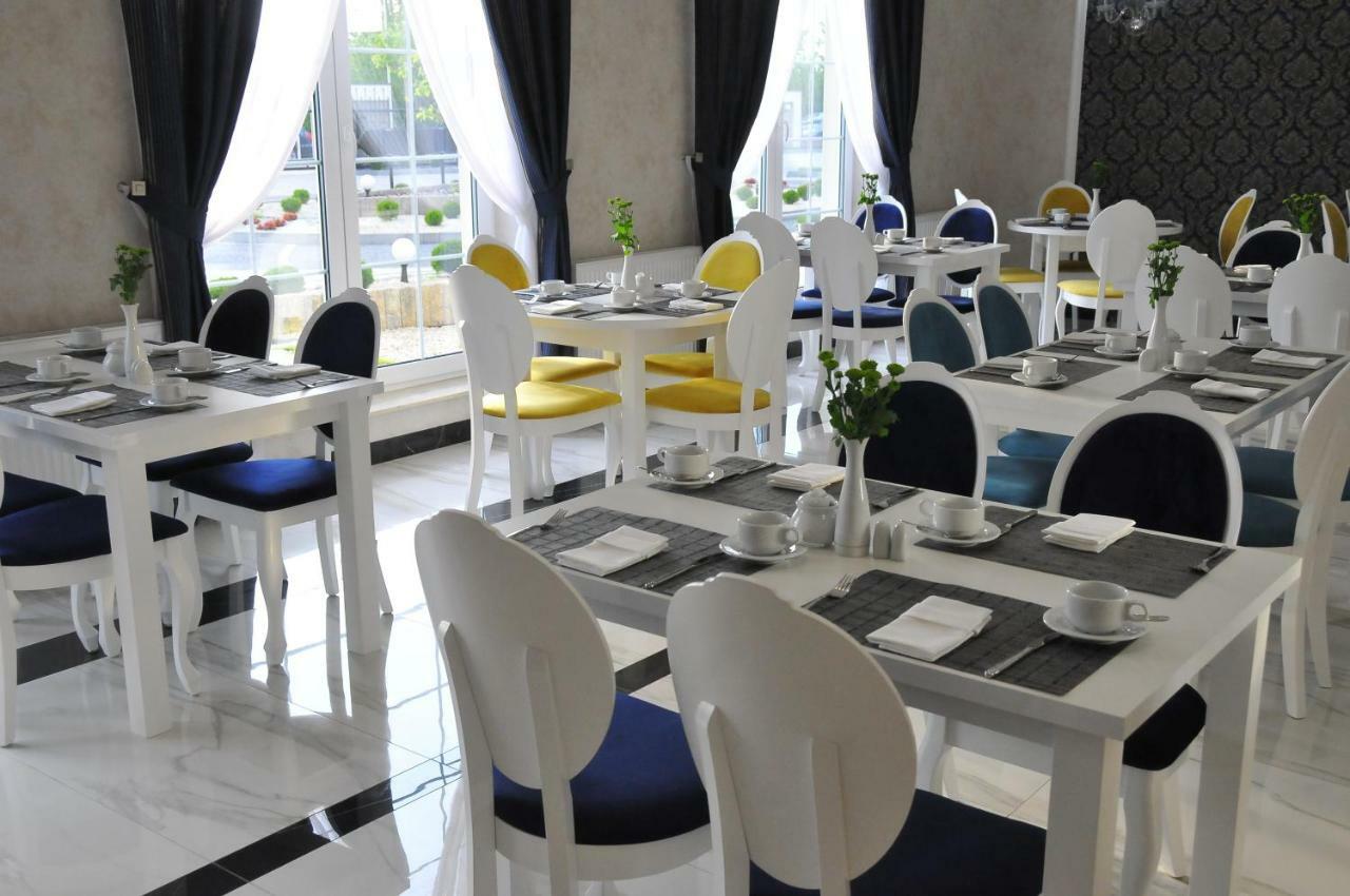 Hotel Lord Radom Exterior foto
